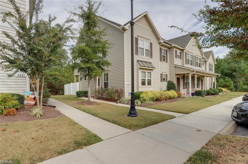 Property Photo:  3225 Francis Ct  VA 23168 