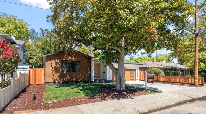 Property Photo: 1021 North California Avenue CA 94303