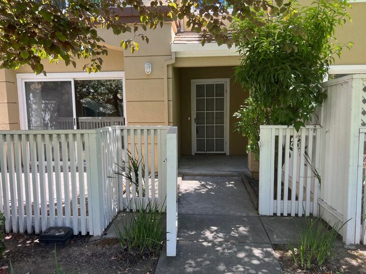 Property Photo:  6986 Gregorich Drive C  CA 95138 