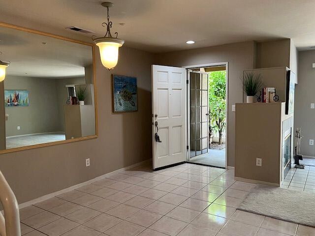 Property Photo:  6986 Gregorich Drive C  CA 95138 