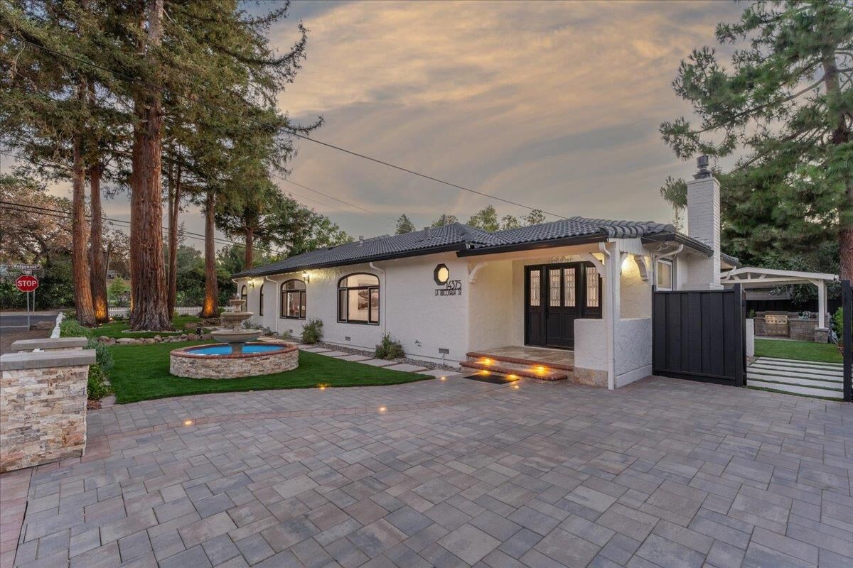 Property Photo:  14375 La Rinconada Drive  CA 95032 