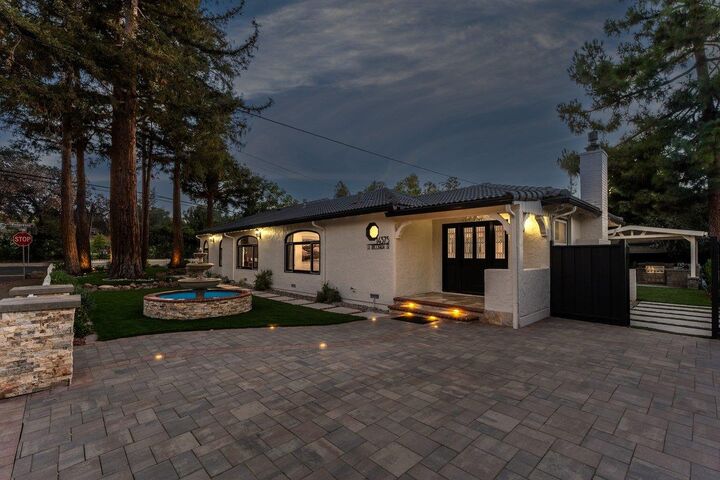 14375 La Rinconada Drive  Los Gatos CA 95032 photo