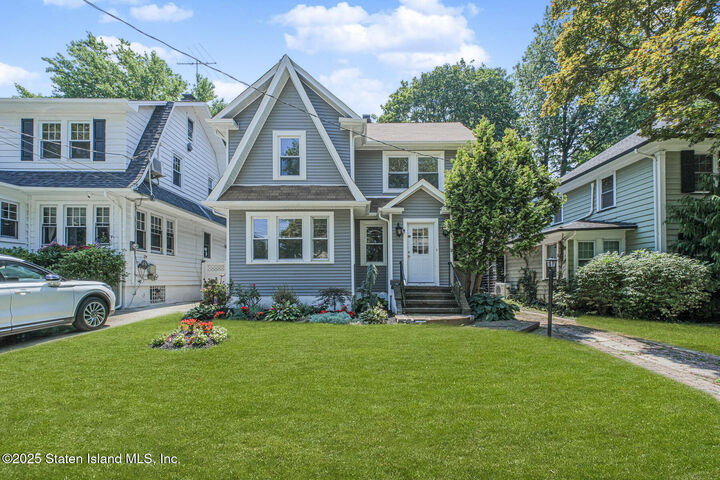 Property Photo: 112 Delafield Avenue NY 10301
