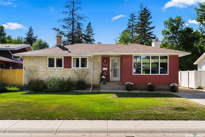 122 Compton Road  Regina SK S4S 2Y3 photo