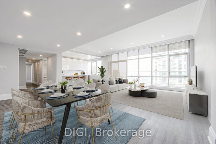 Property Photo:  400 Walmer Road Ph4  ON M5P 2X7 