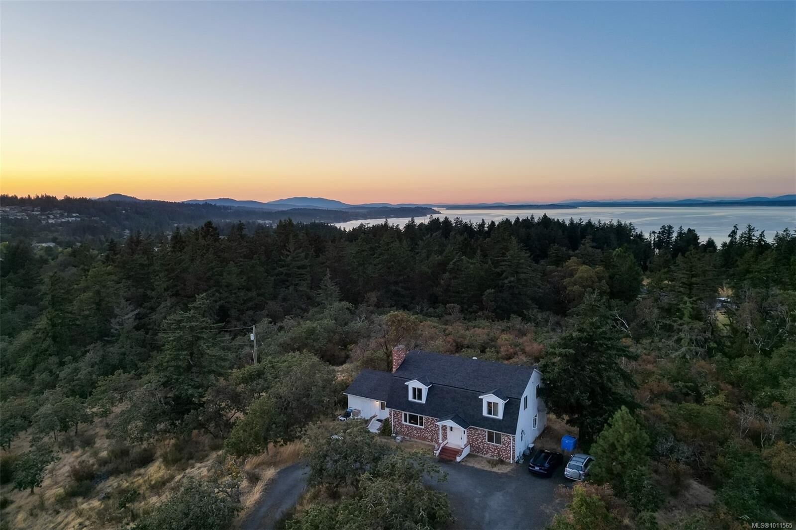 Property Photo:  4589 Blenkinsop Rd  BC V8X 2C7 