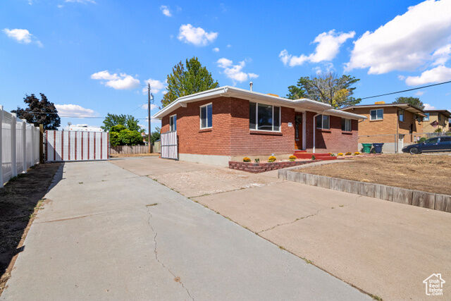Property Photo: 2532 W 4750 S UT 84067