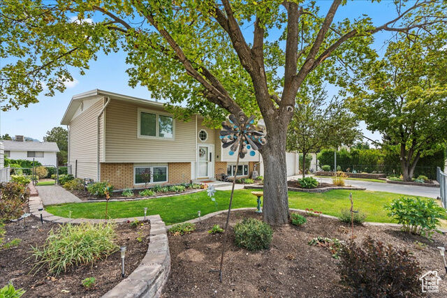 Property Photo: 6629 S Georgia Dr UT 84084