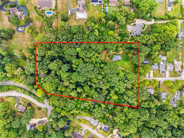2501 Oakwood Rd  Shaler PA 15116 photo