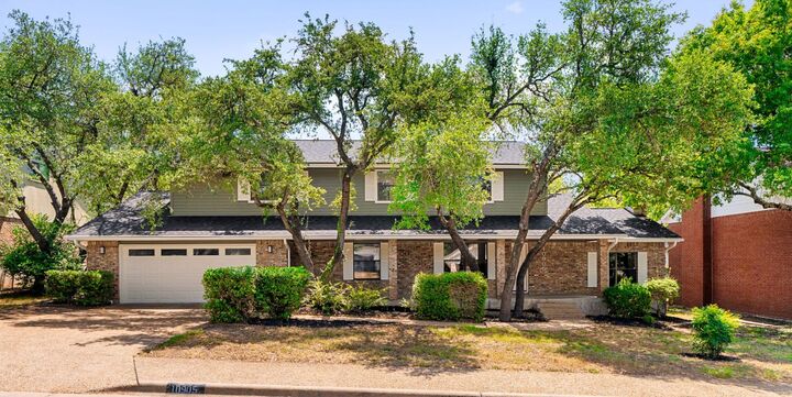 10905 Chateau Hill  Austin TX 78750 photo