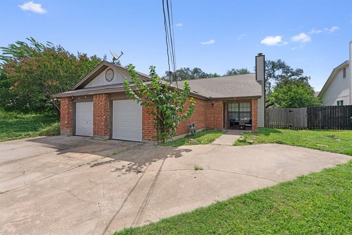 214 Tamara Drive A &Amp B  Georgetown TX 78628 photo