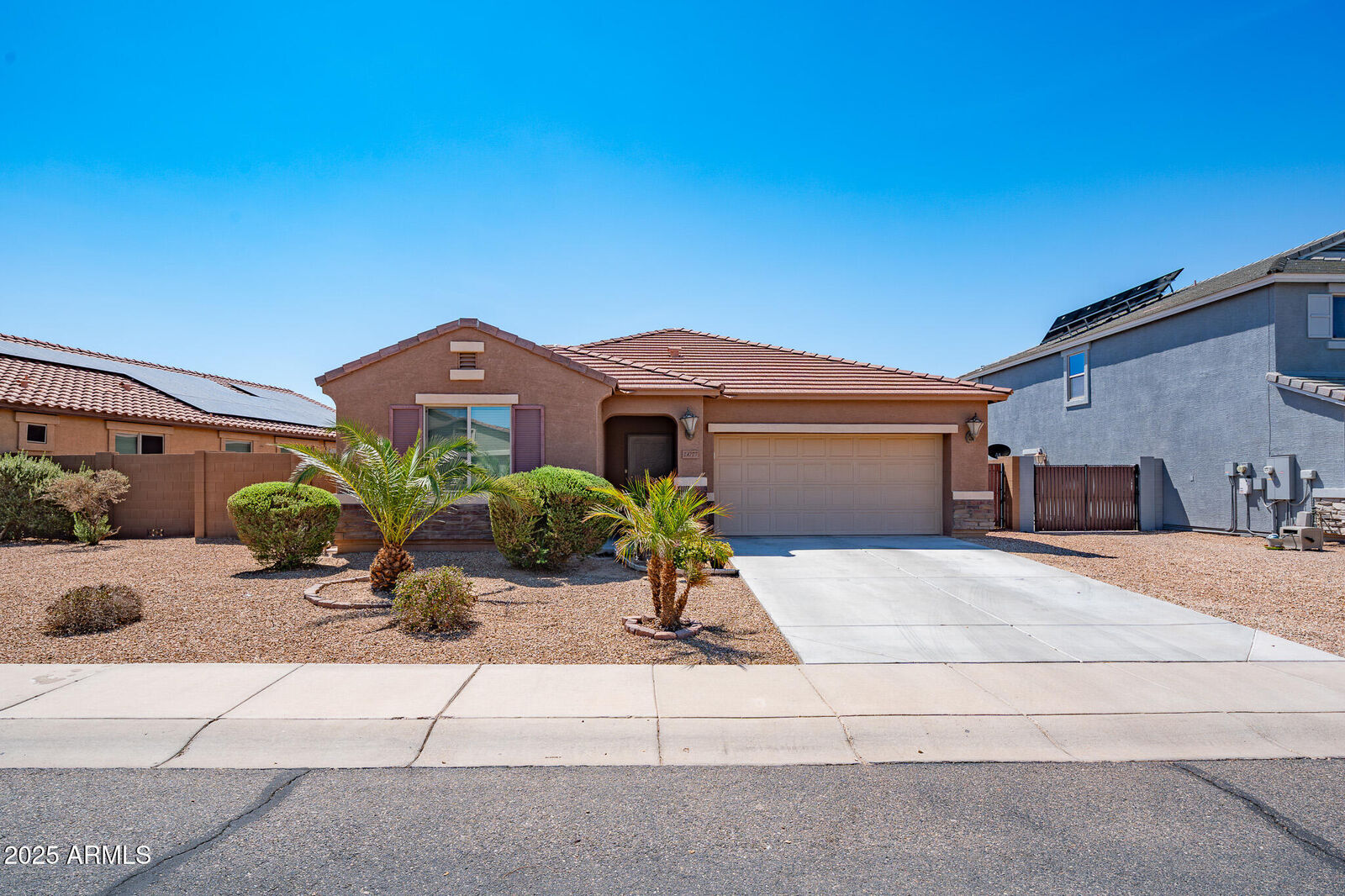 Property Photo: 24777 W Wood Street AZ 85326
