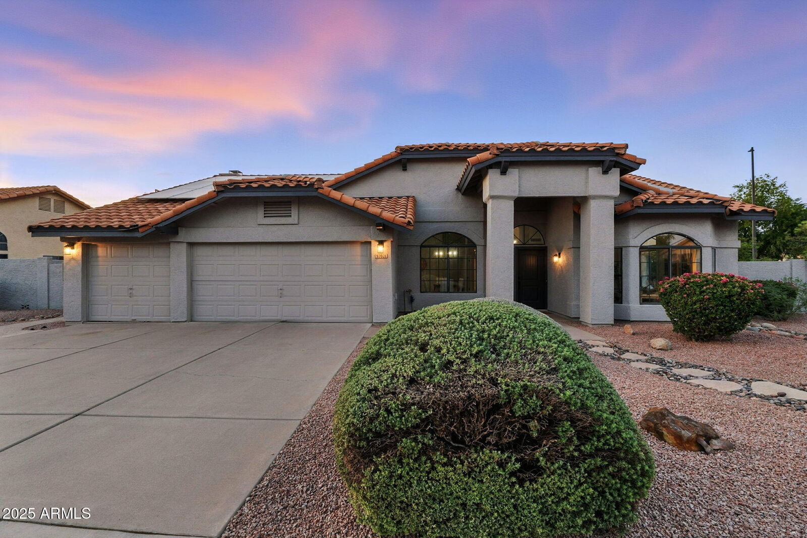 Property Photo:  508 E Page Avenue  AZ 85234 