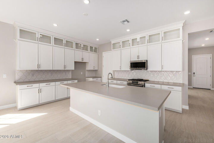 Property Photo:  43457 N Wollemi Street  AZ 85140 