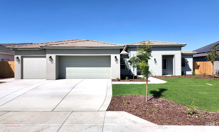 16720 Muscatine Lane  Bakersfield CA 93314 photo