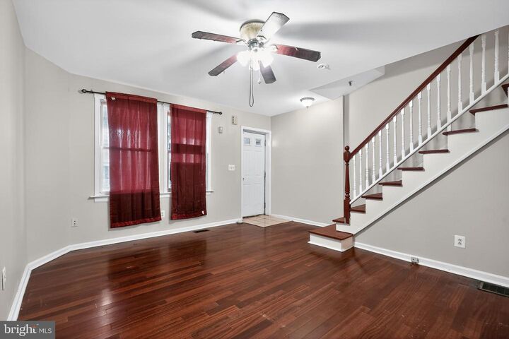 Property Photo:  1213 Empire Avenue  NJ 08103 