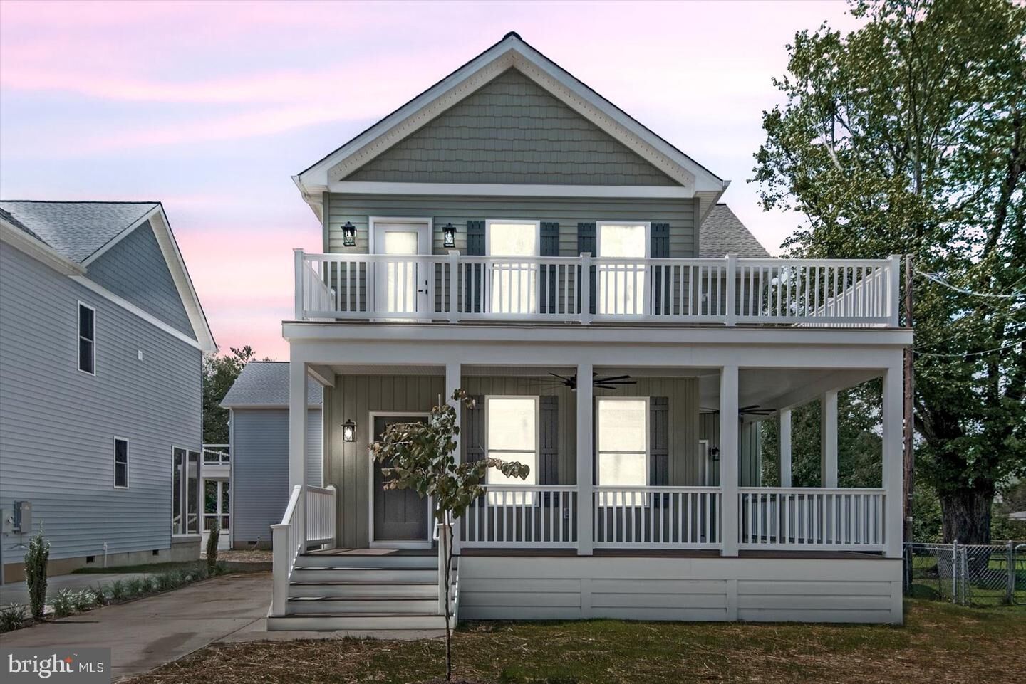 Property Photo: 702 Taggart Street VA 22443