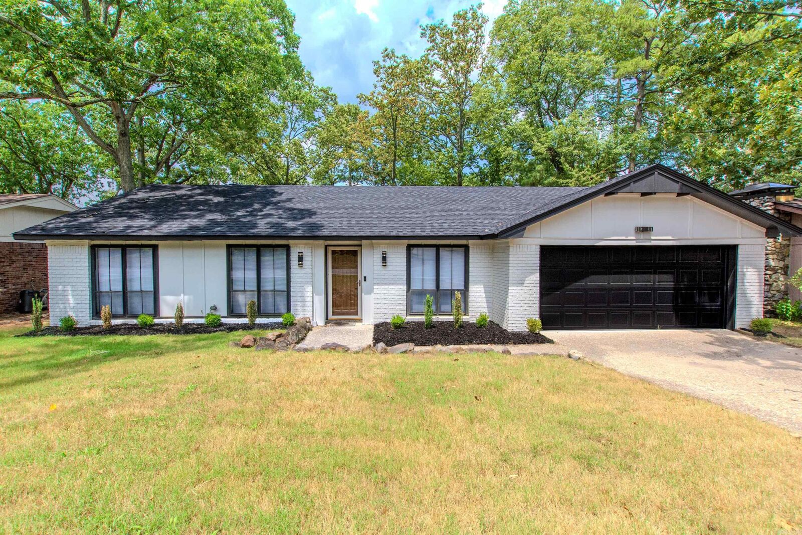 Property Photo: 11808 Saint Charles Blvd AR 72211