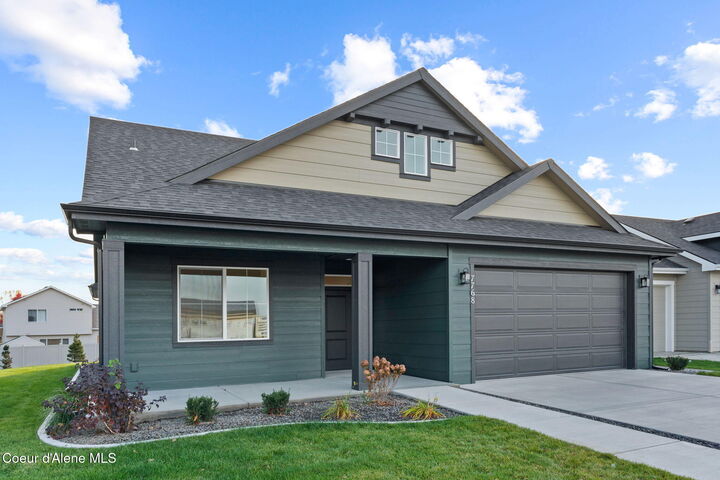 Property Photo:  1742 W Alsea Lp  ID 83854 