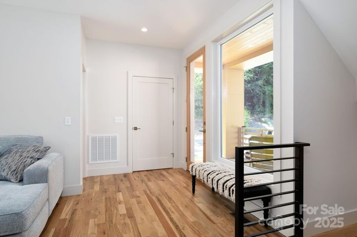 Property Photo:  5 Orrinel Way  NC 28806 