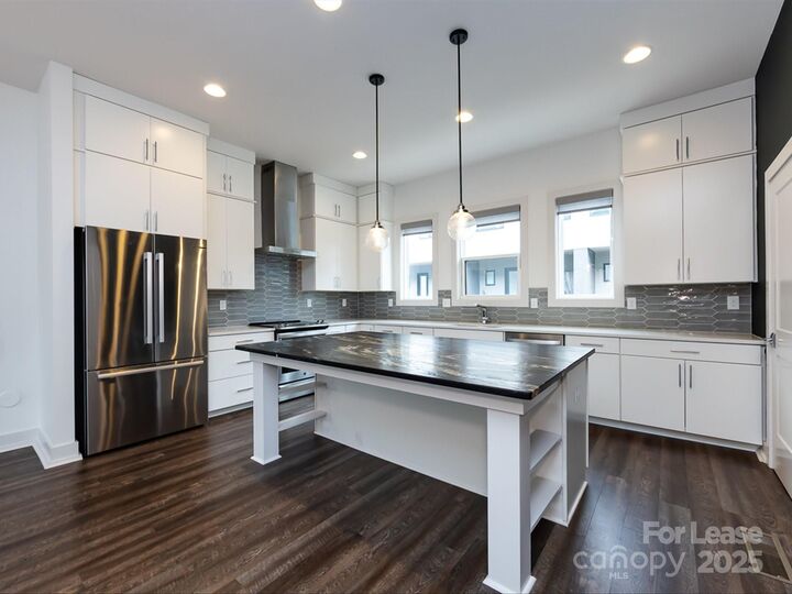 Property Photo: 1207 E 36th Street 3 NC 28205