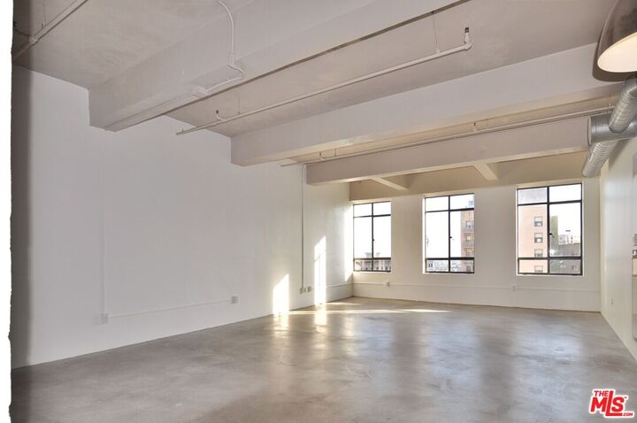 Property Photo:  849 S Broadway  CA 90014 