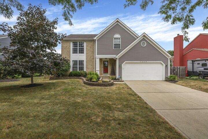 Property Photo: 1449 River Trail Drive OH 43123