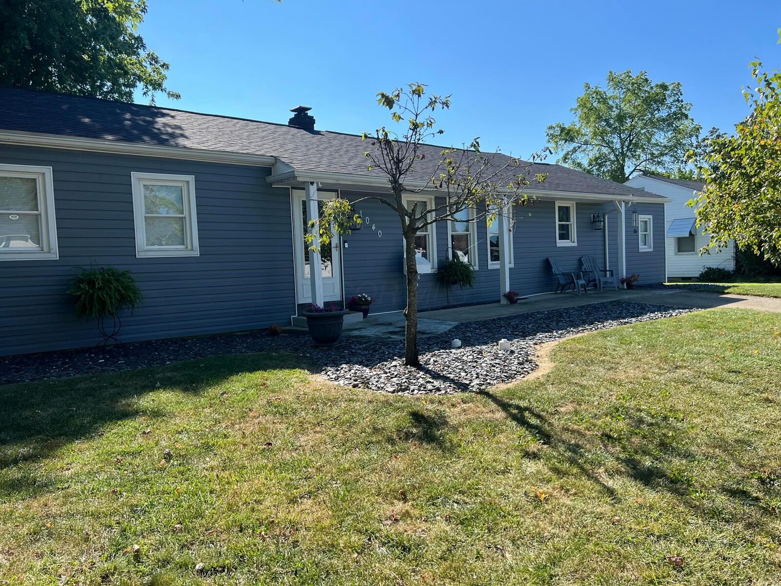 Property Photo:  1040 Sunshine Street  OH 43113 