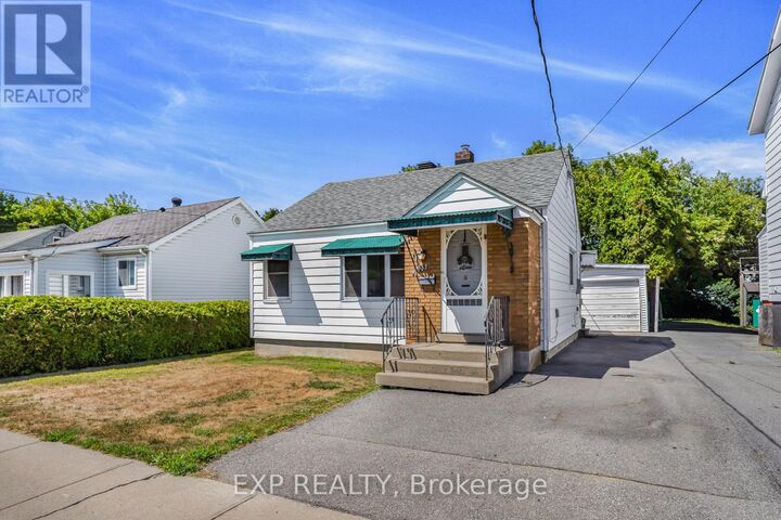 Photo de la propriété: 35 Twelfth Street East ON K6H 3A7