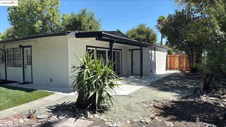 Property Photo: 2861 Richard Ave CA 94520