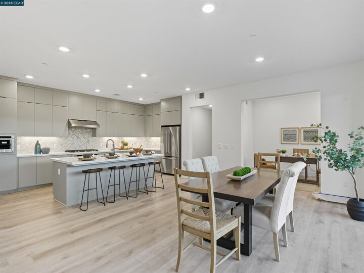 Property Photo: 44862 S Grimmer Blvd 201 CA 94538