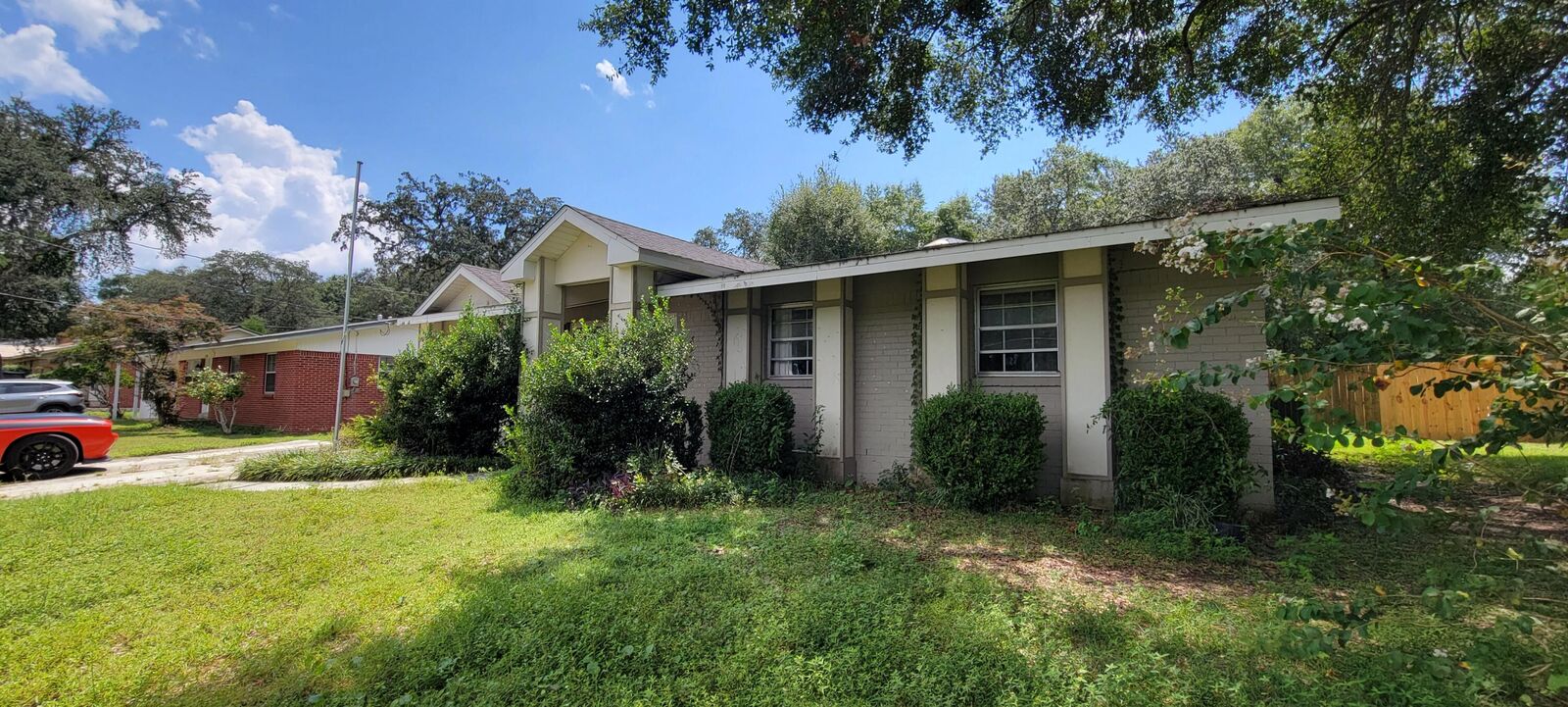 Property Photo: 202 22nd Street FL 32578