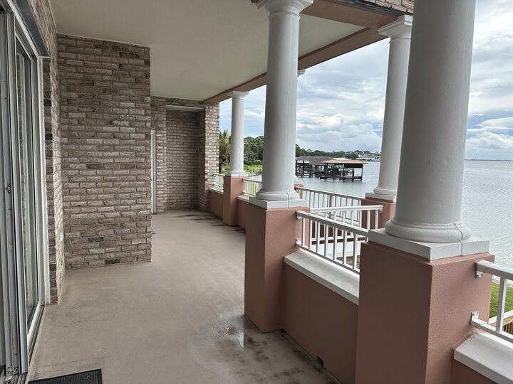 Property Photo: 240 SE Brooks Street B202 FL 32548