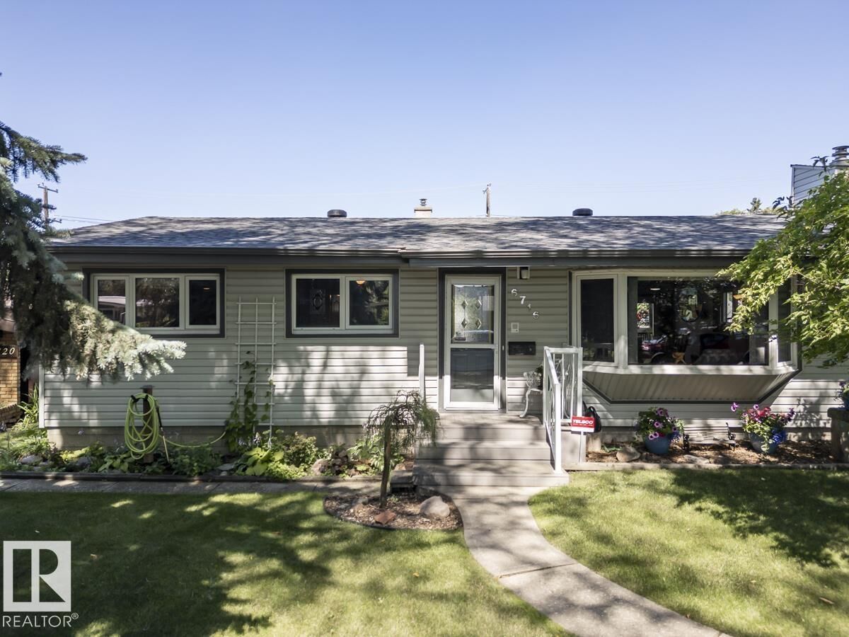 Property Photo: 6716 101A Avenue NW AB T6A 0M2