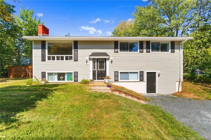 237 Sunrise Estates Drive  New Maryland NB E3C 1G7 photo