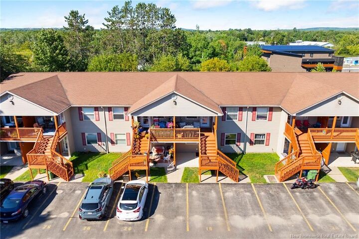 Property Photo: 40 Trailside Court 19 NB E3A 1R7