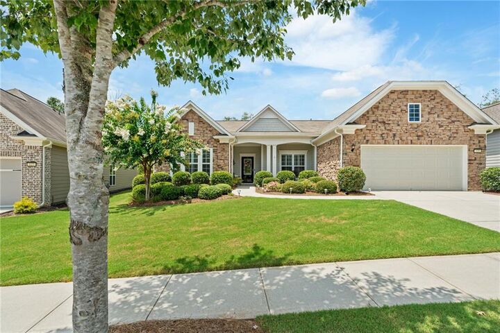 Property Photo: 129 Marigold Court GA 30223