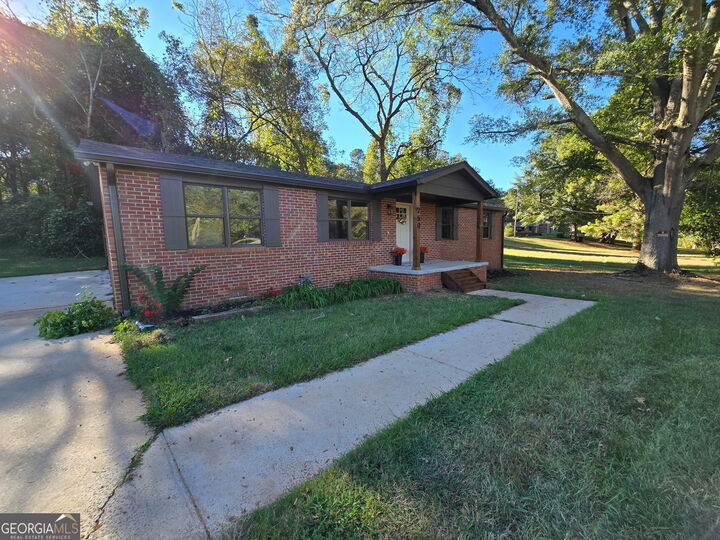 Property Photo:  250 Mill Street  GA 30204 