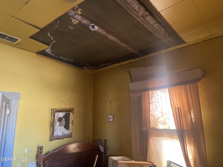 Property Photo: 2320 San Jose Avenue TX 79930