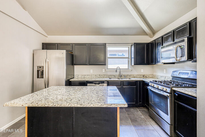 Property Photo: 4933 Gold Ranch Avenue TX 79934