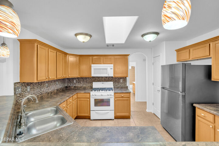 Property Photo: 6289 Cosecha Luna Circle TX 79932