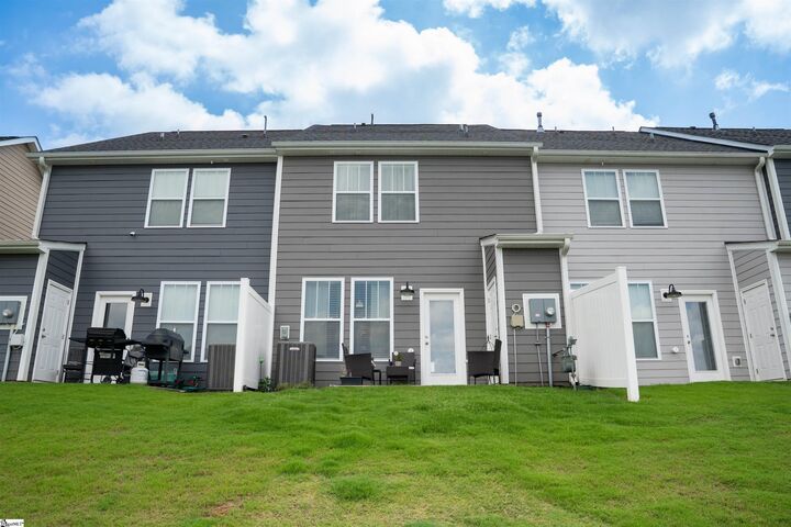Property Photo: 193 Dalmatian Drive SC 29307