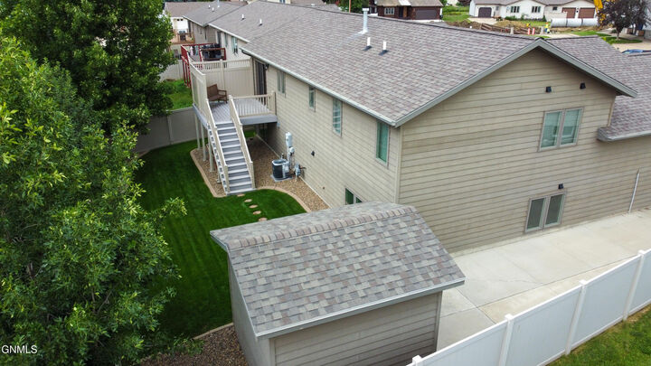 Property Photo: 1178 7th Street E ND 58601