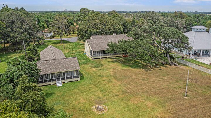 Property Photo:  7414 Ocean Drive  TX 77523 