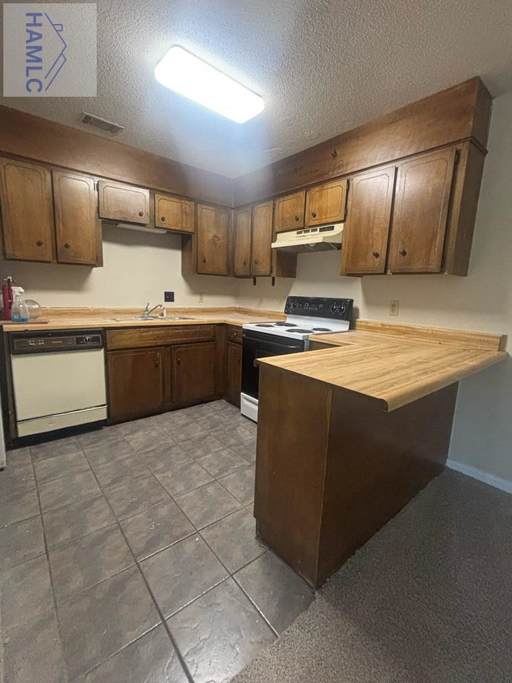 Property Photo:  130 Pointe South Drive  GA 31316 