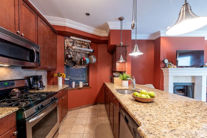 Property Photo: 902 Willow Ave 2B NJ 07030