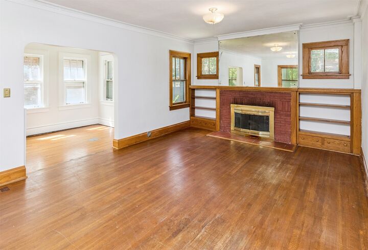 Property Photo: 520 Polk Boulevard IA 50312