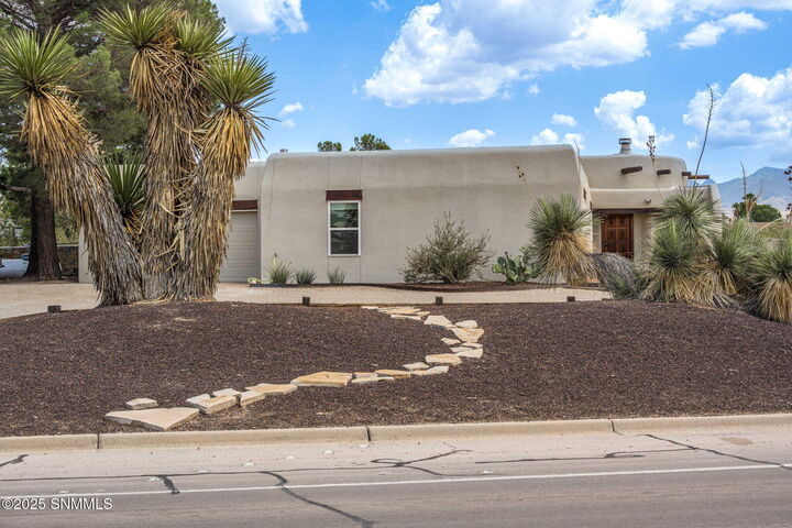 Property Photo:  5211 Remington Road  NM 88011 