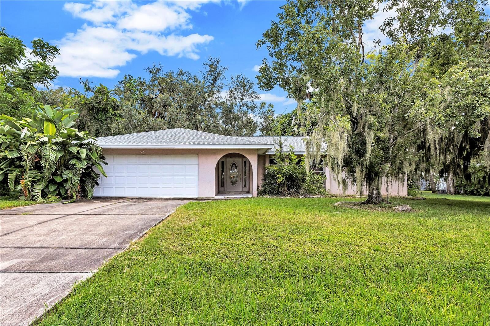 Property Photo: 7223 N Leewynn Drive FL 34240