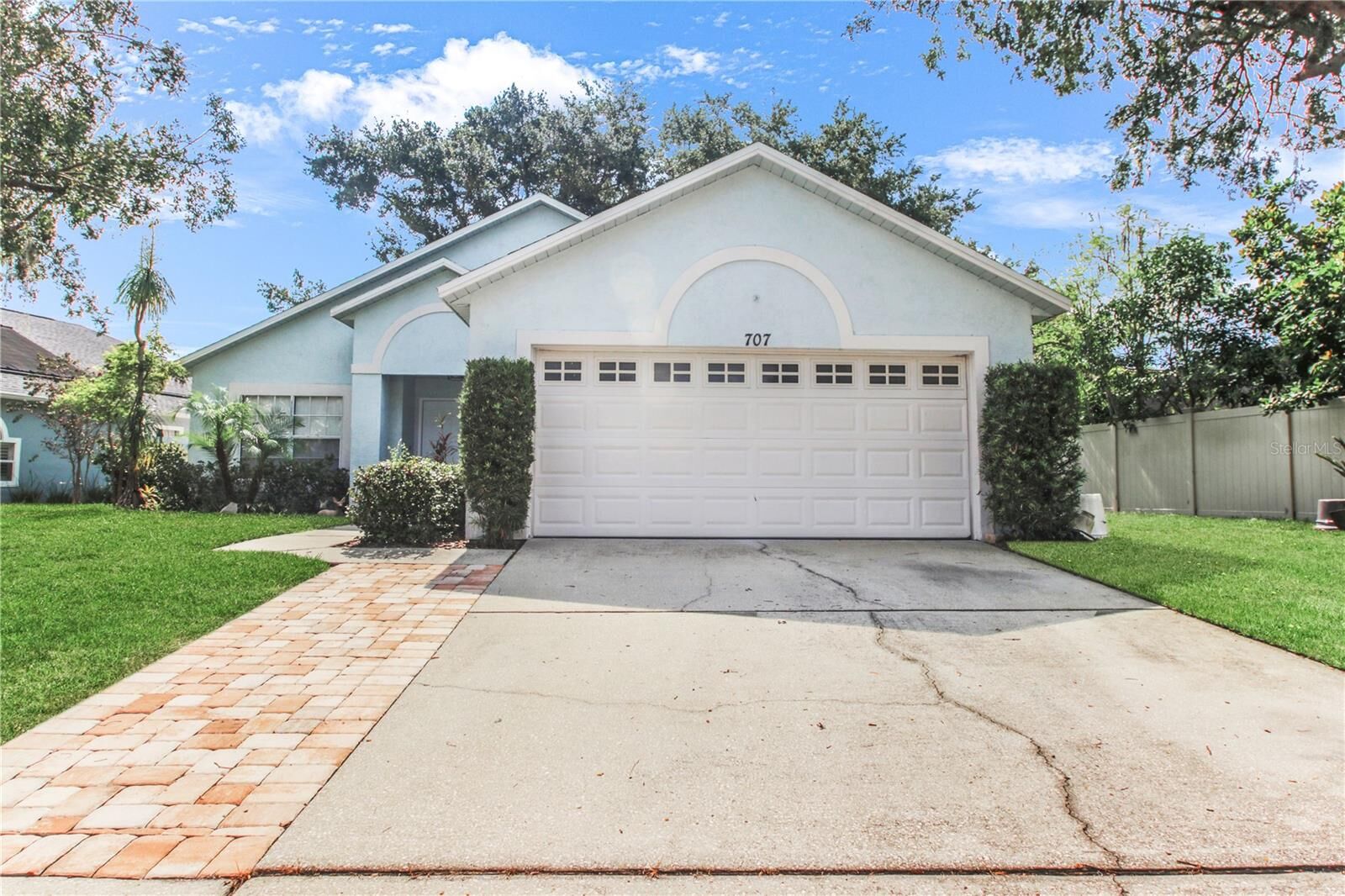 Property Photo: 707 Brightview Drive FL 32746